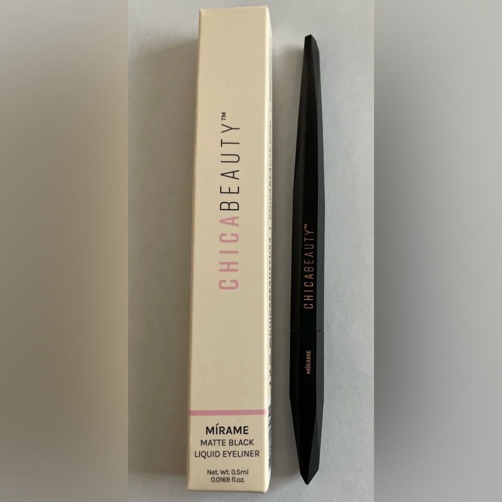 New Chica beauty Matte black liquid eyeliner